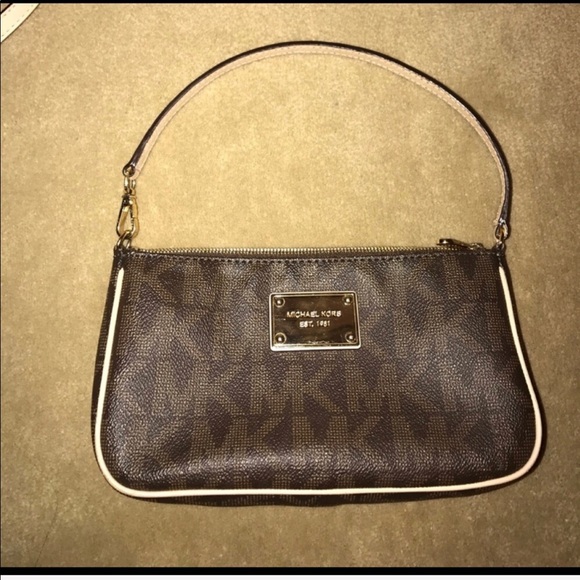 real Michael kors handbag! - Picture 1 of 2